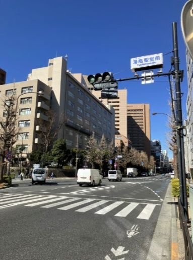 湯島聖堂前交差点付近